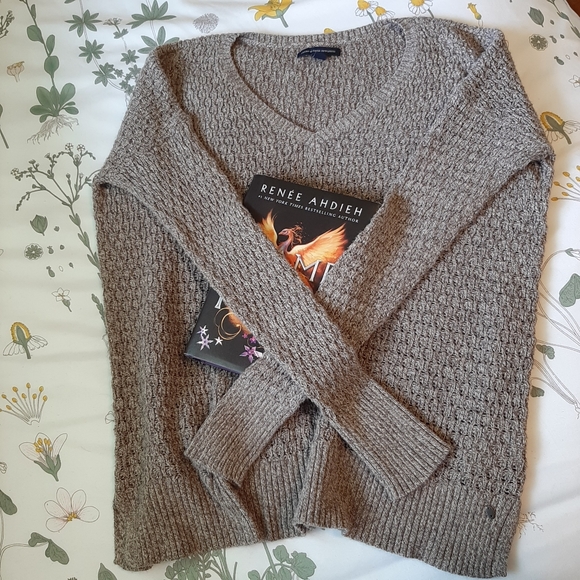 American Eagle Outfitters Sweaters - American Eagle Outfitters sweater xs